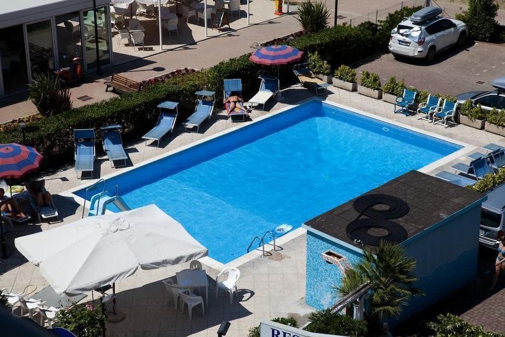 Hotel Paloma Rimini Esterno foto