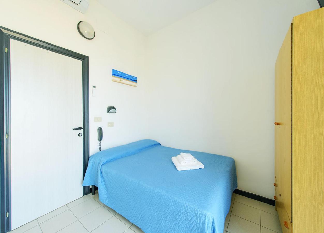 Hotel Paloma Rimini Esterno foto