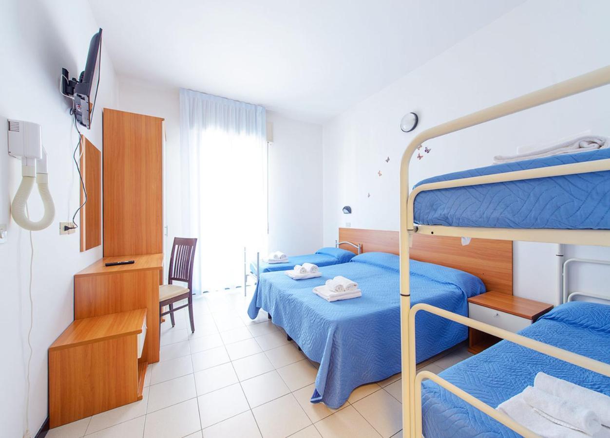 Hotel Paloma Rimini Esterno foto